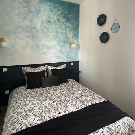 La Suite Dandy - Beau T2 -Terrasse, Parking Gratuit, Climatisation Bagneres-de-Bigorre Bagian luar foto