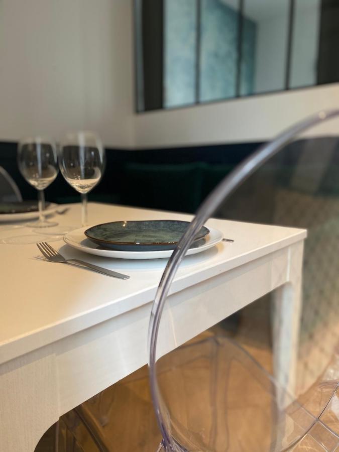 La Suite Dandy - Beau T2 -Terrasse, Parking Gratuit, Climatisation Bagneres-de-Bigorre Bagian luar foto