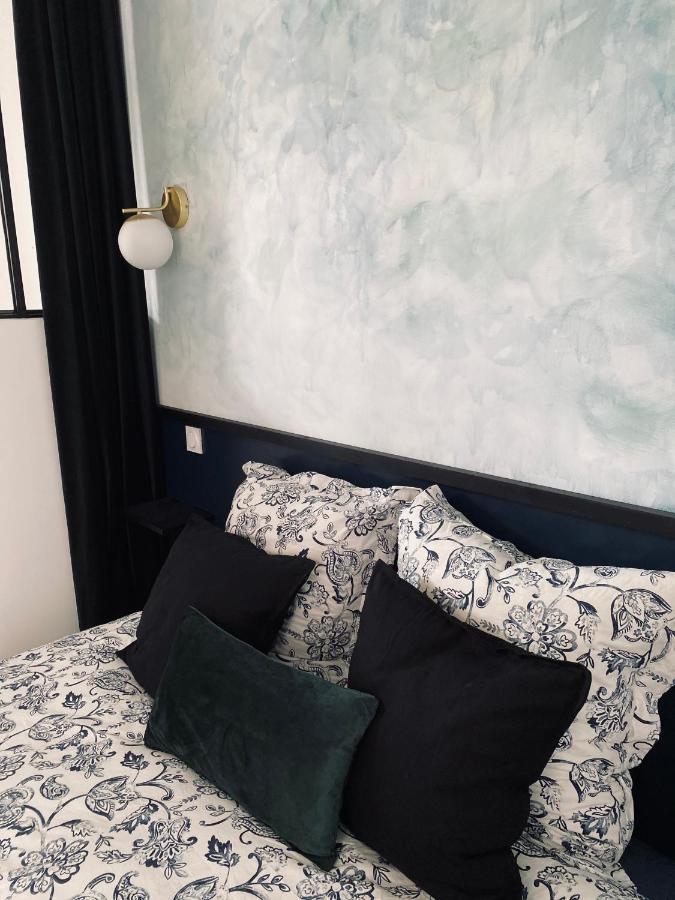 La Suite Dandy - Beau T2 -Terrasse, Parking Gratuit, Climatisation Bagneres-de-Bigorre Bagian luar foto