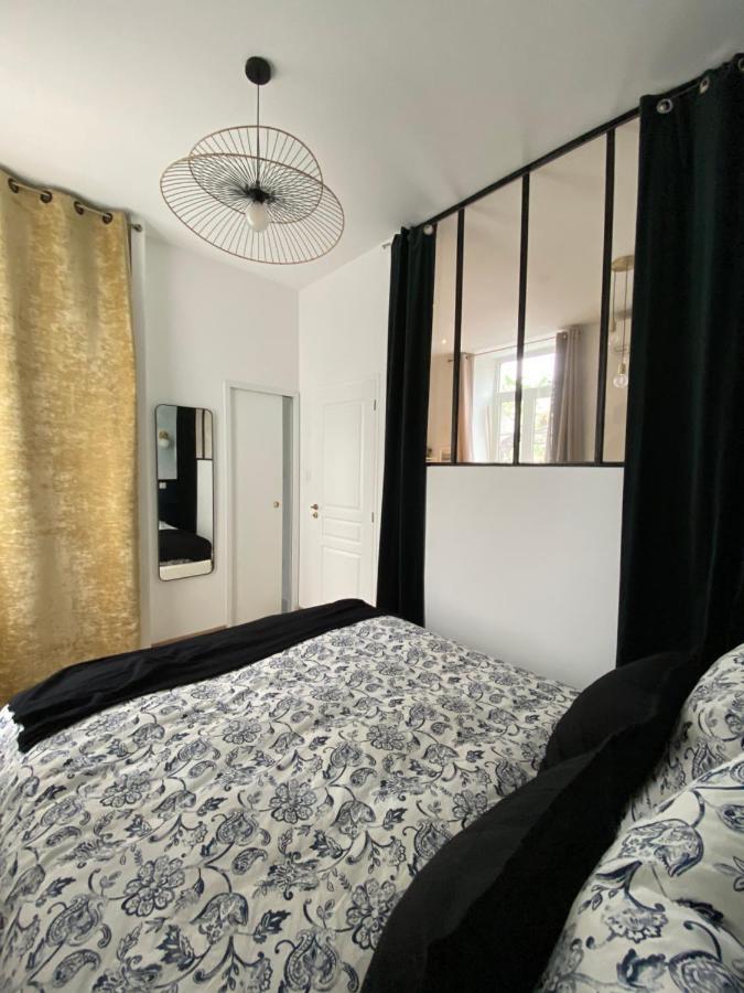 La Suite Dandy - Beau T2 -Terrasse, Parking Gratuit, Climatisation Bagneres-de-Bigorre Bagian luar foto